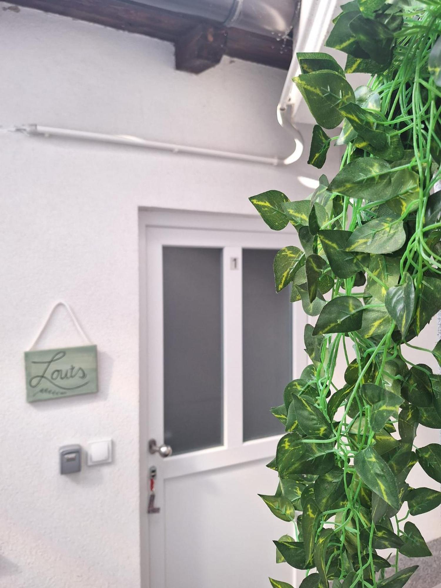 Studio Apartmani Louis I Lola Zagreb Luaran gambar