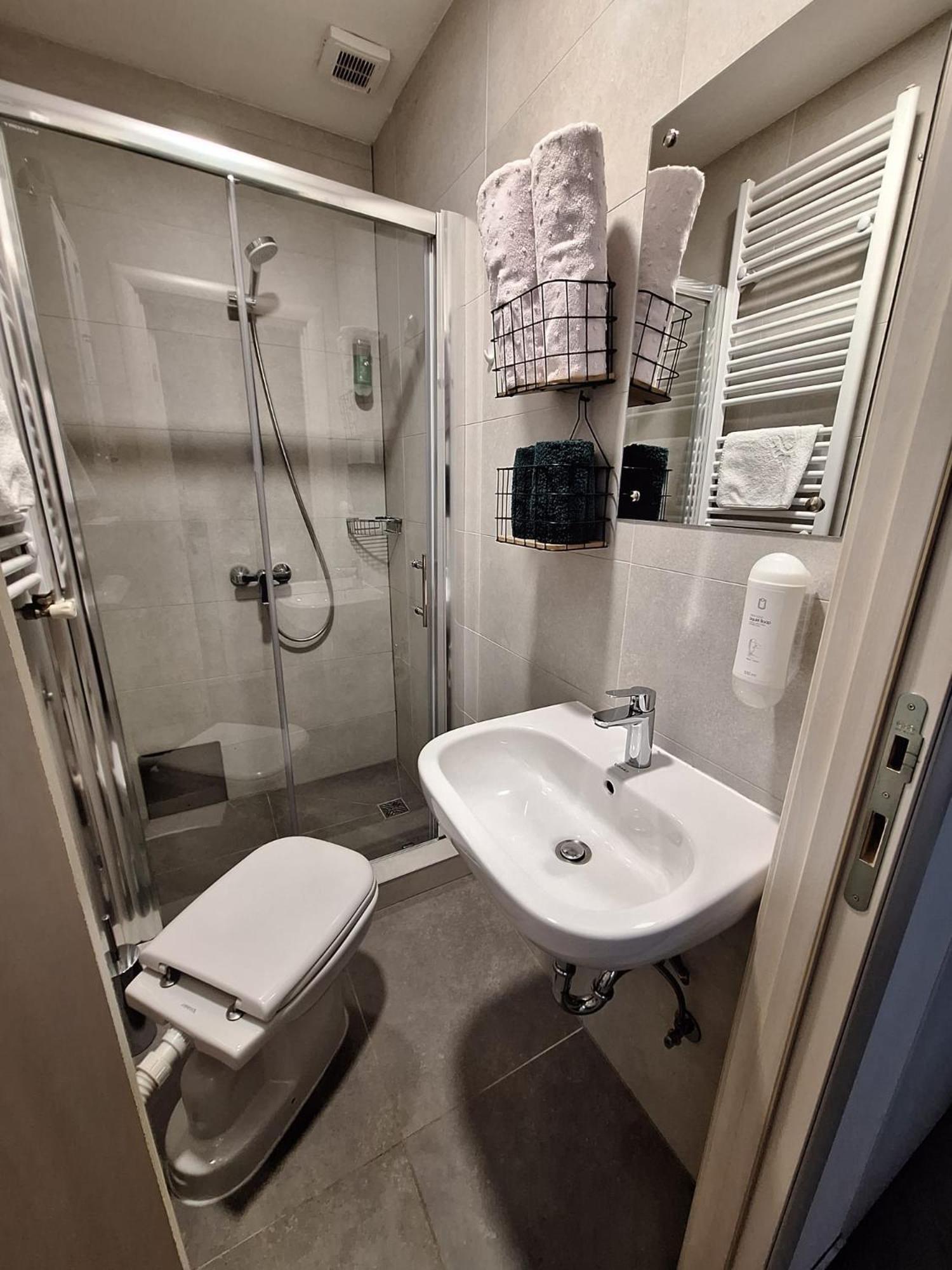 Studio Apartmani Louis I Lola Zagreb Luaran gambar