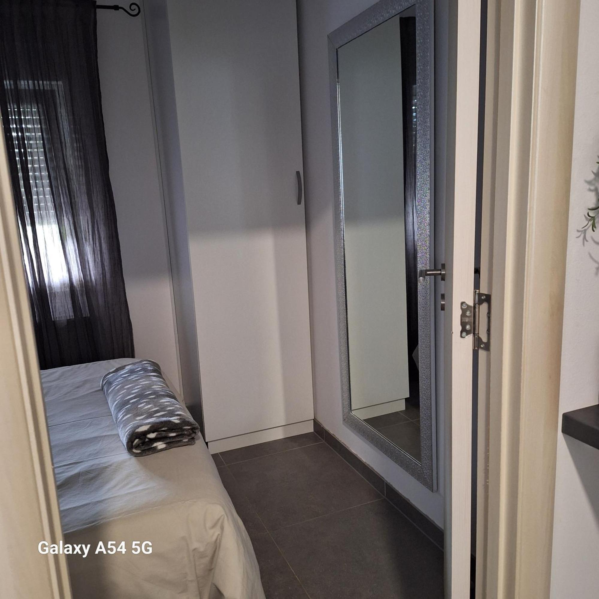 Studio Apartmani Louis I Lola Zagreb Luaran gambar